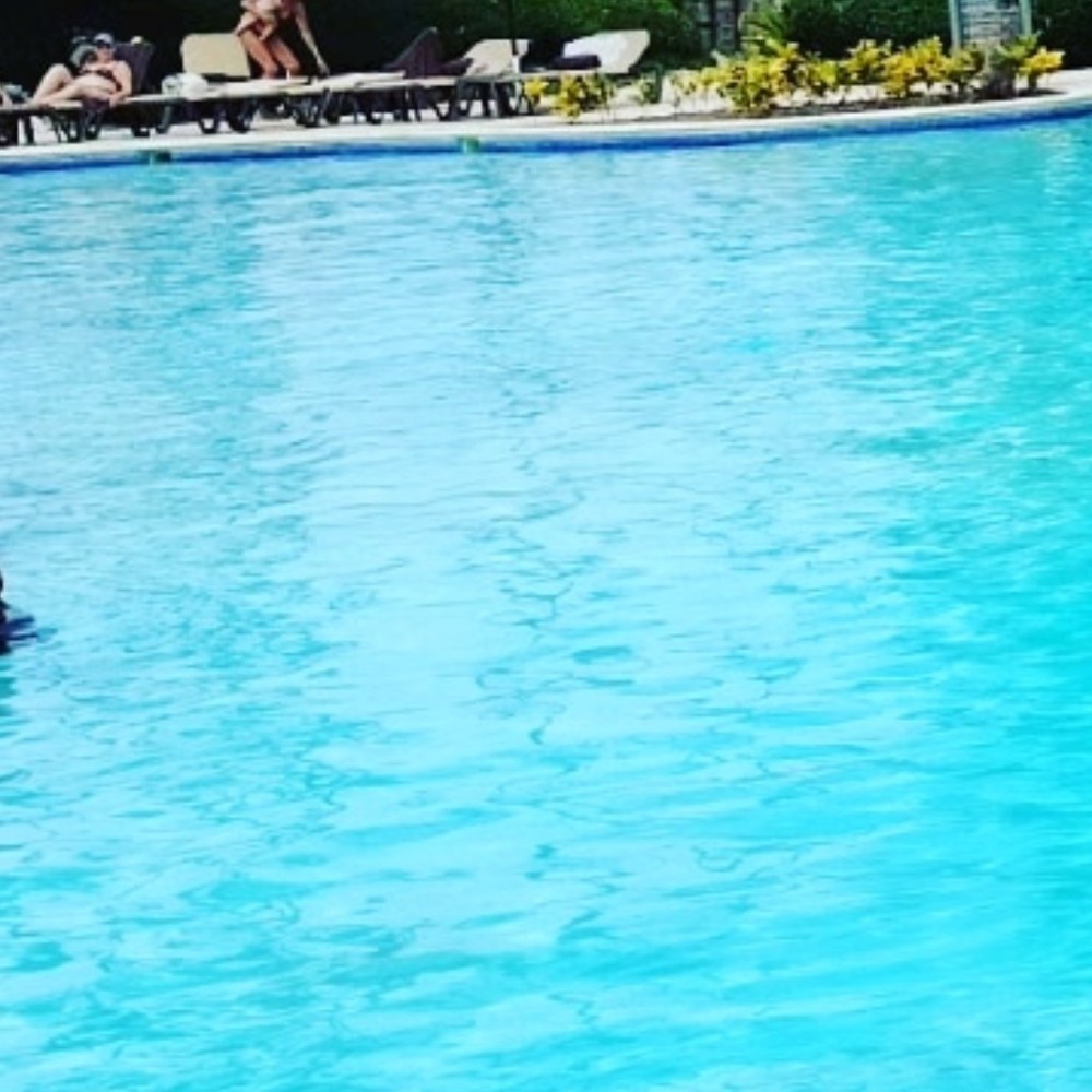 Meet your Posher, Brenda